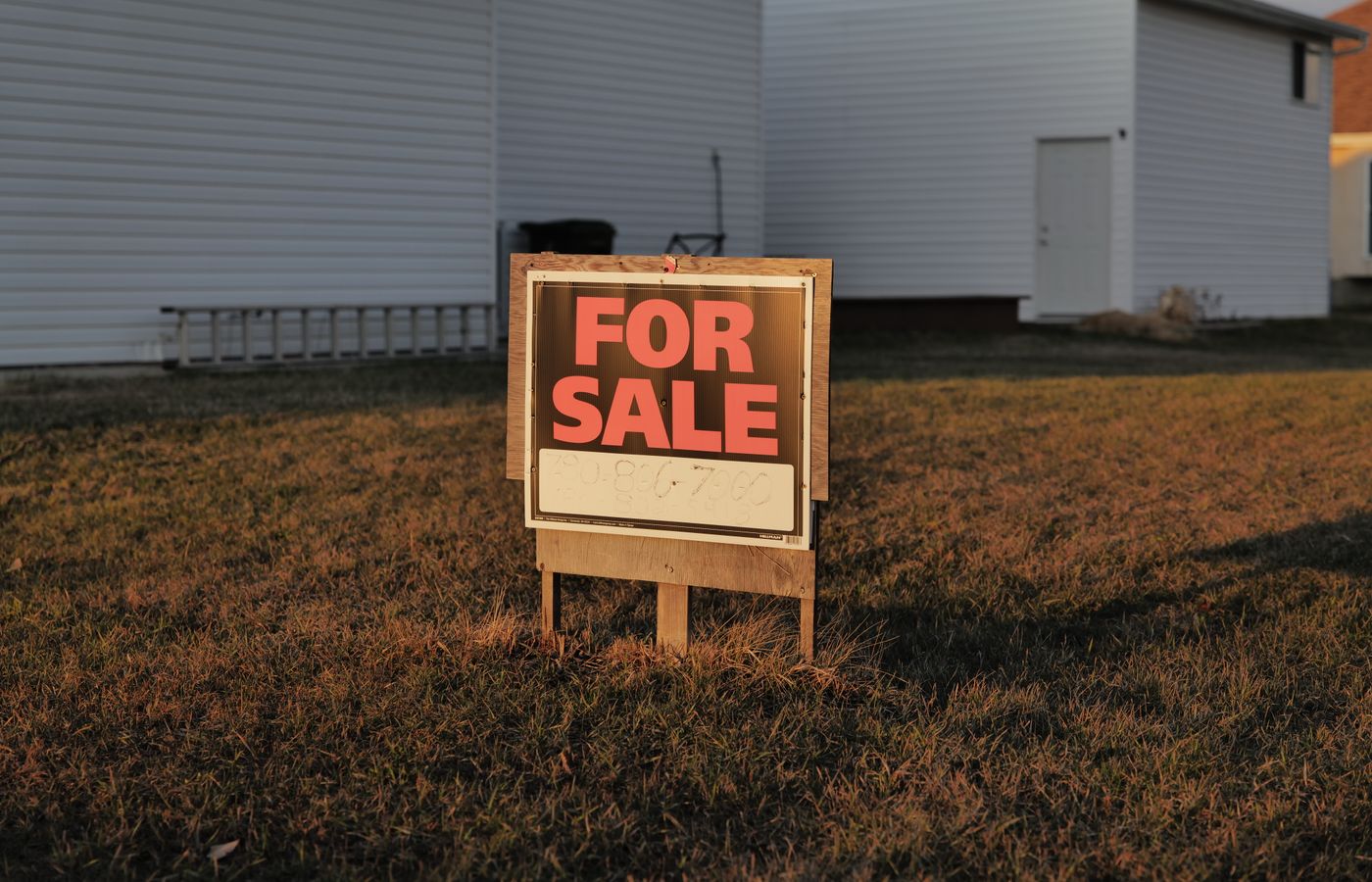 Home Sales Hit a 14-Month Low: A Rare Window for Downsizers
